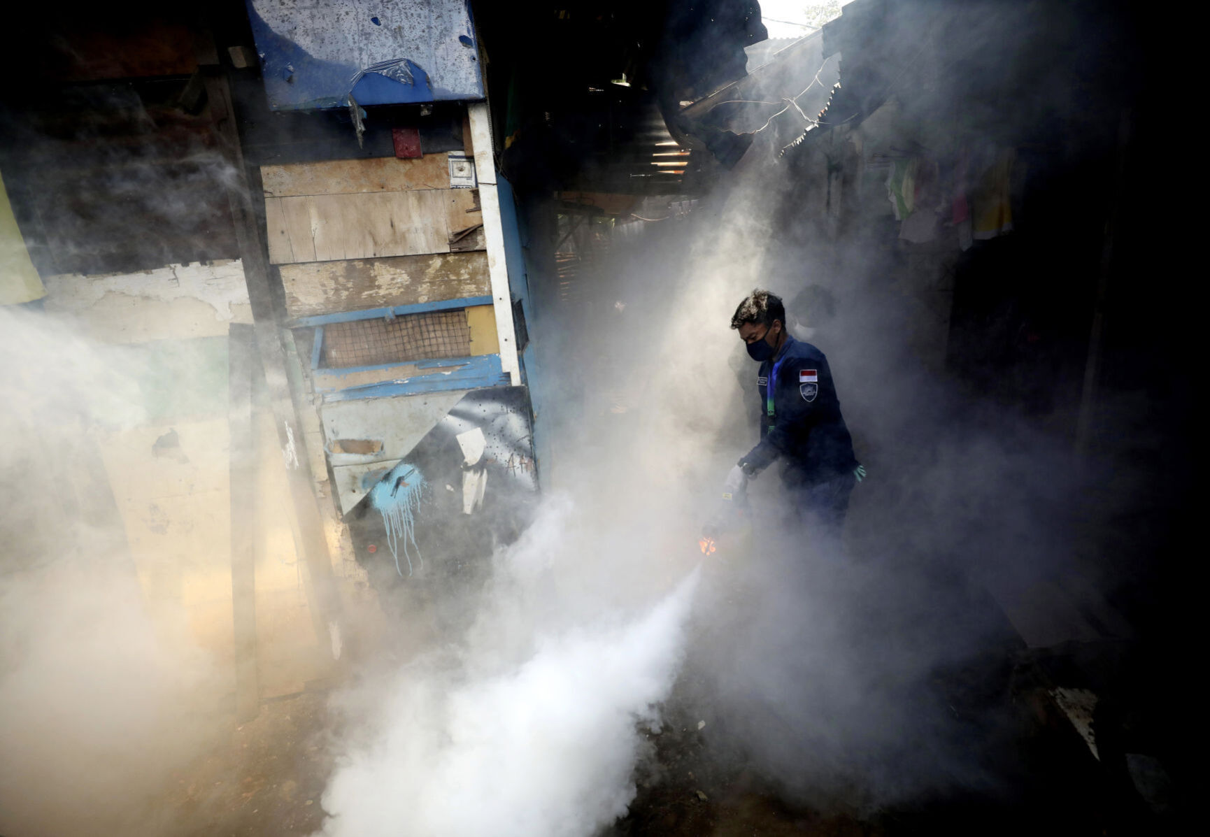 APTOPIX Virus Outbreak Indonesia